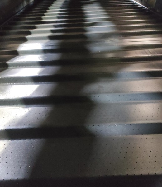 کانوایر ارتعاشی HVC (HVC Vibratory Conveyor)